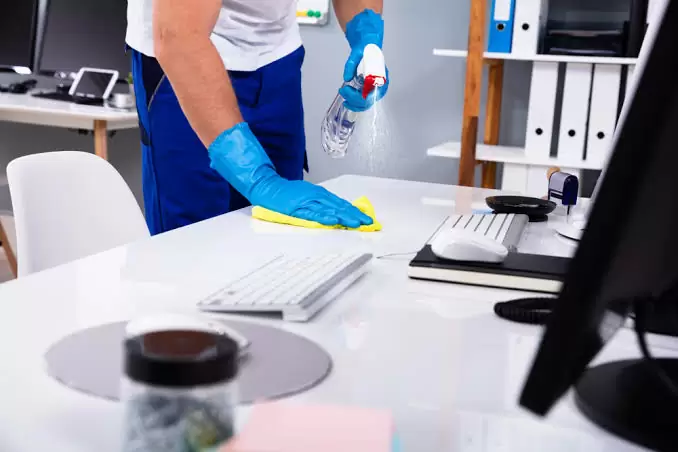 شركات تنظيف مكاتب في الرياض :خدمات احترافية لتنظيف الشركات والمكاتب