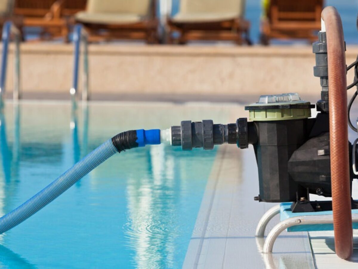 شركة تنظيف مسابح بالرياض